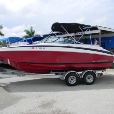 2012 Regal 24 fastdeck