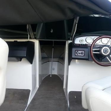 2008 Regal 2200 fastrac hull