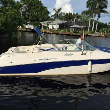 2004 Rinker 282 captiva