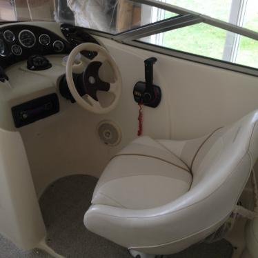 1998 Rinker captiva 232