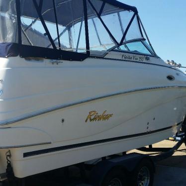 2004 Rinker rinker