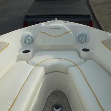 2007 Rinker 262 br