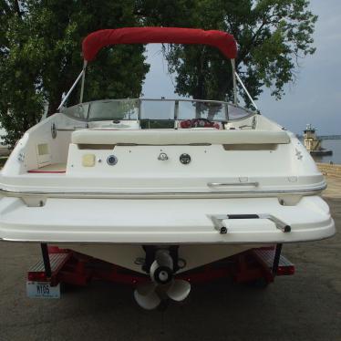 2005 Rinker 232