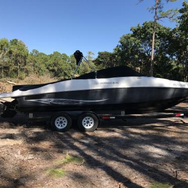 2006 Rinker 350 mpi