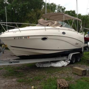 2006 Rinker fiesta vee