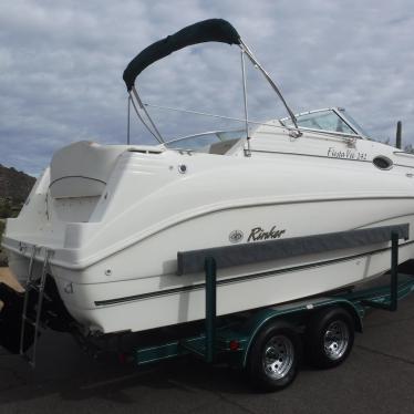 1999 Rinker 242 fiesta vee