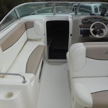 1999 Rinker 242 fiesta vee