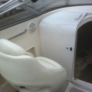 2005 Rinker captiva 232