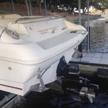 1999 Rinker captiva 272 br