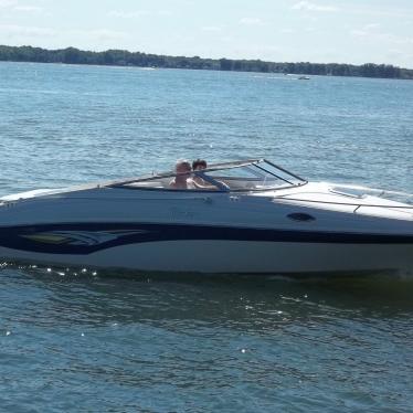 2004 Rinker 232