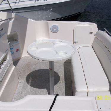 2004 Rinker 270 fiesta vee