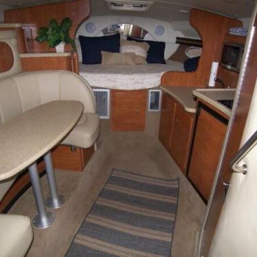 2006 Rinker 320 express crusier