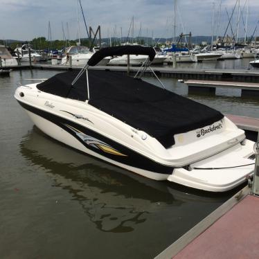 2004 Rinker captiva 232