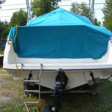 1995 Rinker fiesta vee 265