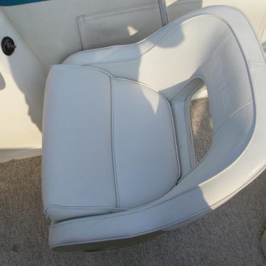 1995 Rinker fiesta vee 265