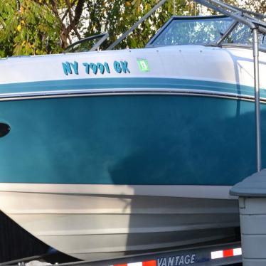 2007 Rinker 246 captiva