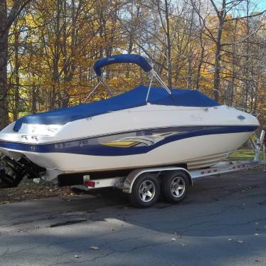 2004 Rinker 232