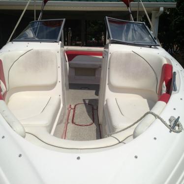 2004 Rinker captiva 232