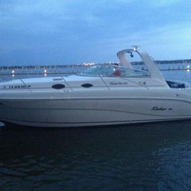 2000 Rinker fiesta vee