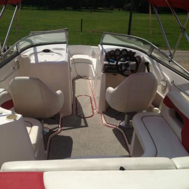 2004 Rinker captiva 232