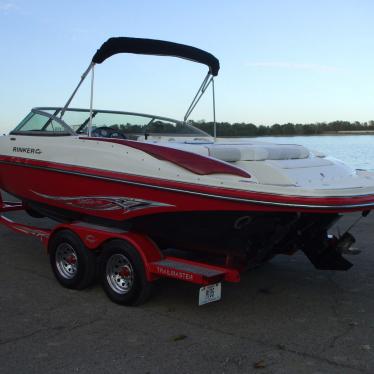 2007 Rinker 226