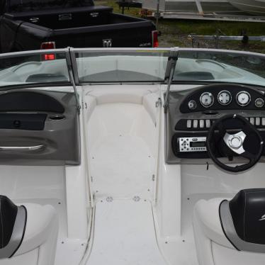 2012 Rinker 216 captiva