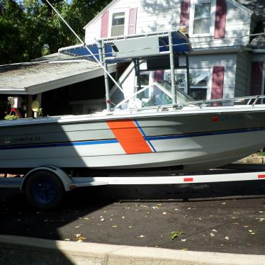 1985 Rinker open bow