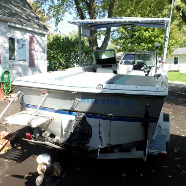 1985 Rinker open bow