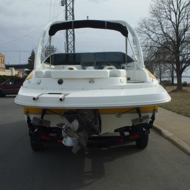 2007 Rinker 262 br