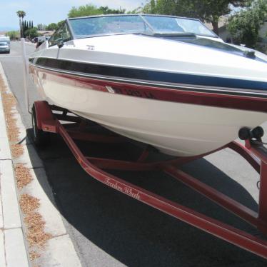 1990 Rinker 206 capitva