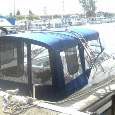 1992 Rinker rinker fiesta vee 34’