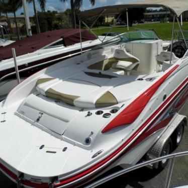 2010 Rinker 246 captiva