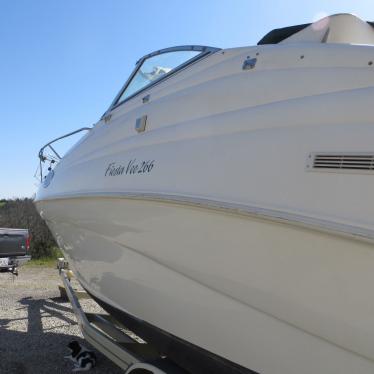 1996 Rinker fiesta vee 266