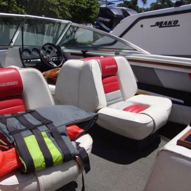 1990 Rinker mercruiser