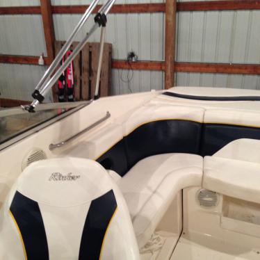 2002 Rinker captiva 232