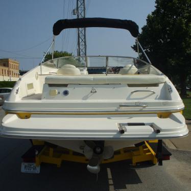 2005 Rinker 232