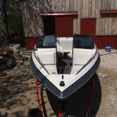 1990 Rinker 186 captiva