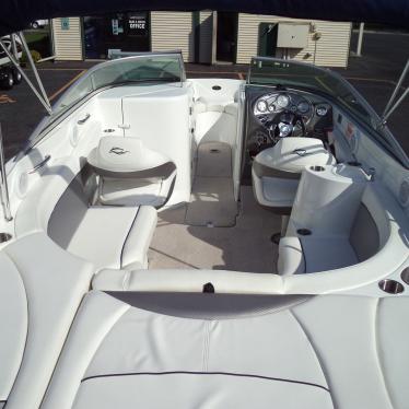 2011 Rinker 246 captiva bowrider