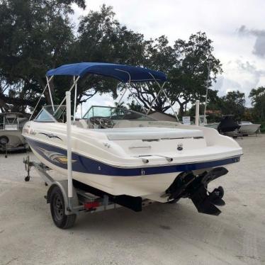 2004 Rinker captiva 212