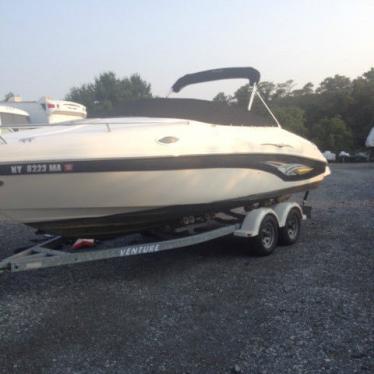 2004 Rinker 232 captiva