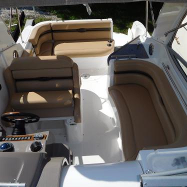 2010 Rinker express cruiser