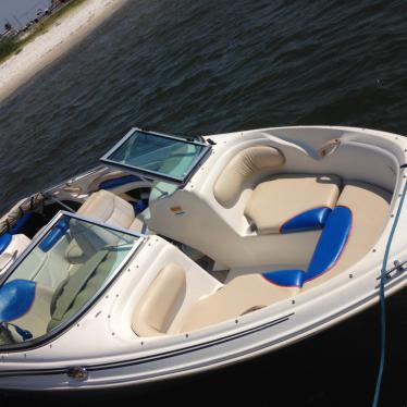 Sea Ray Bowrider - 18ft 2001 for sale for $8,250 - Boats-from-USA.com