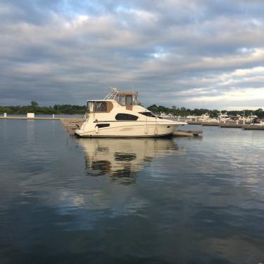 2003 Silverton 39 motor yacht