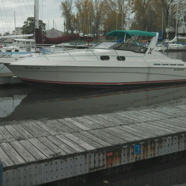 1989 Silverton express cruiser 30x