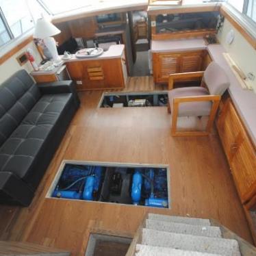 1988 Silverton 40 motor yacht