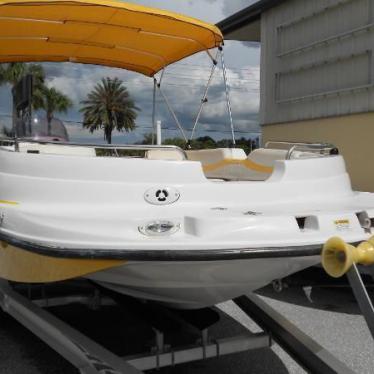 2007 Starcraft 1915 deck boat