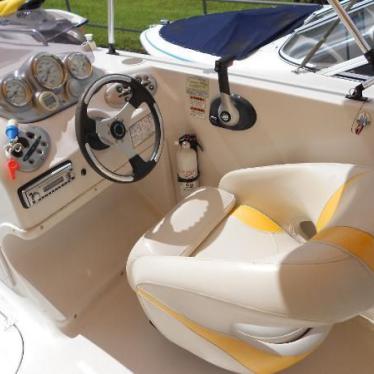 2007 Starcraft 1915 deck boat