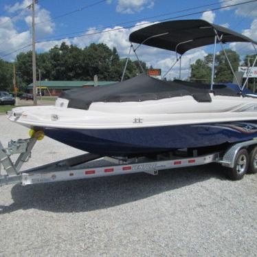 2015 Starcraft limited 20 deck boat