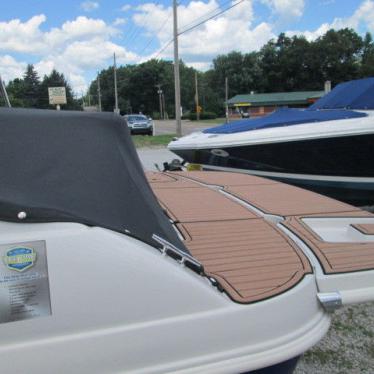 2015 Starcraft limited 20 deck boat