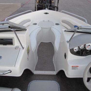 2010 Stingray 185ls open bow